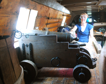 Lisa fires the starboard falconet.
