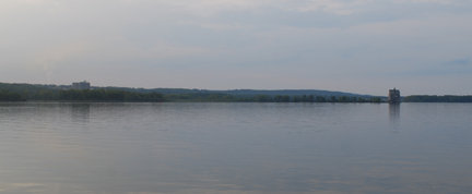 The hazy horizon of Cementon.